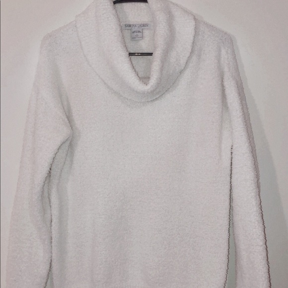Knit White Sweater - Picture 1 of 2